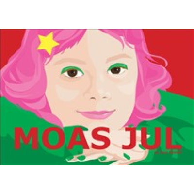 Porträttbild av Moa.